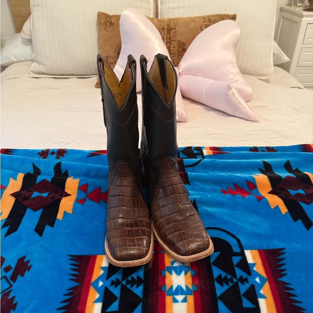 Cowtown alligator square toe boots
